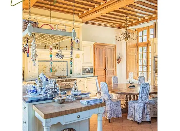 Chateau D'ardenay Sur Merize Villa